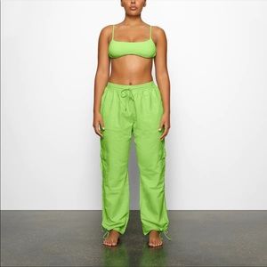 NWT SKIMS Cover up Cargo Neon Green XXS